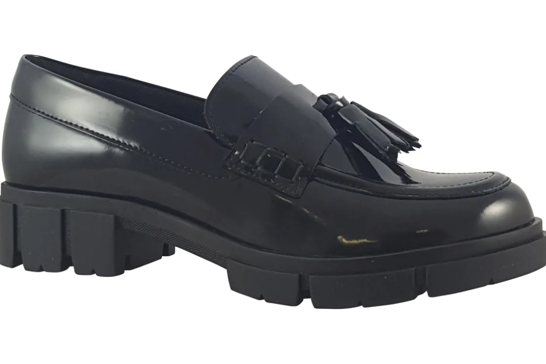 Women Clarks Senior Girls | Womens Shoes<Teala Loafer Black Womens Leather Patent Shoes